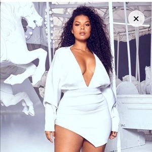 Plus White Pleated Balloon Sleeve Bodycon Dress